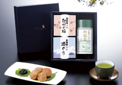 静岡深蒸し銘茶・紀州南高梅・海苔佃煮詰合せ 2,625円（税込み）